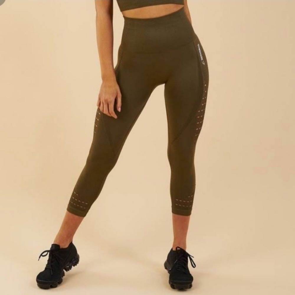 Orginal gymshark seamless energy leggings. Size Small. CAPRI LENGTH